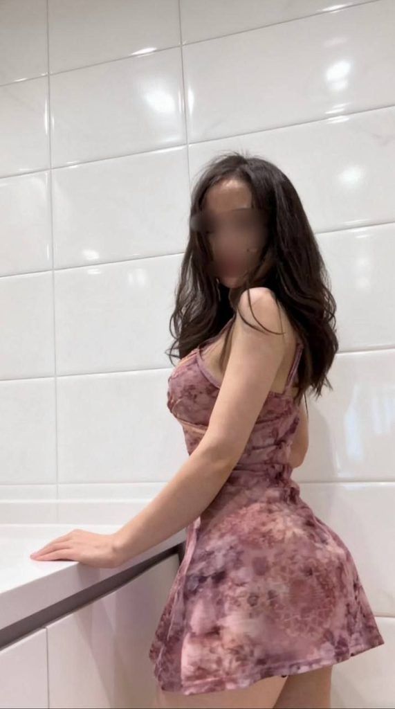 兼职女生Dolly