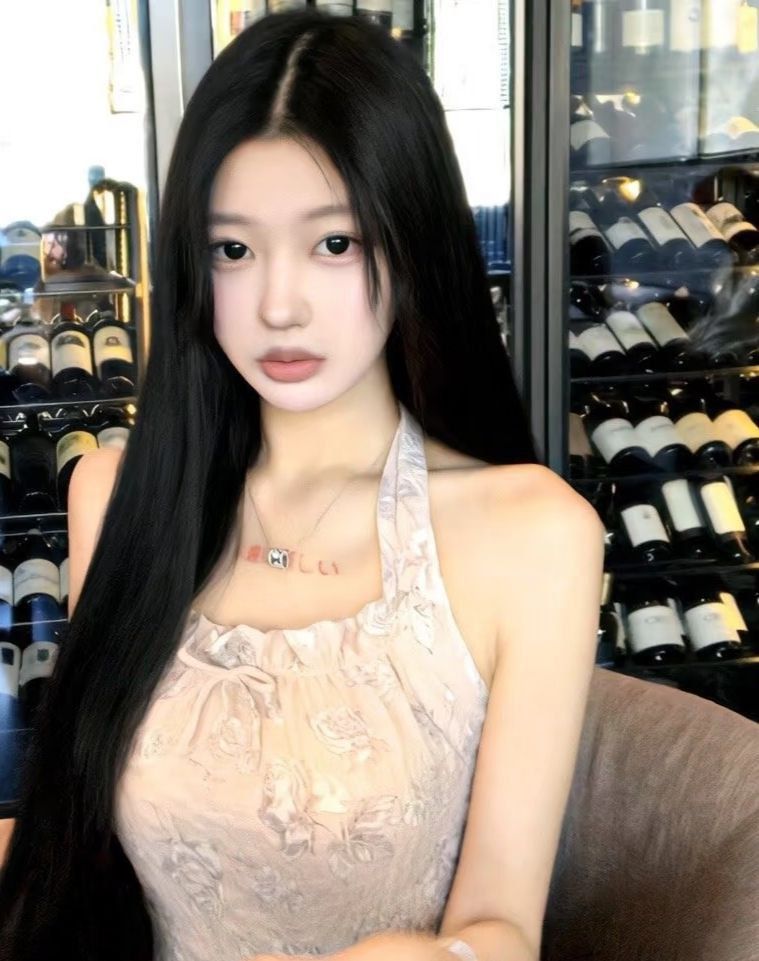 兼职女生安然