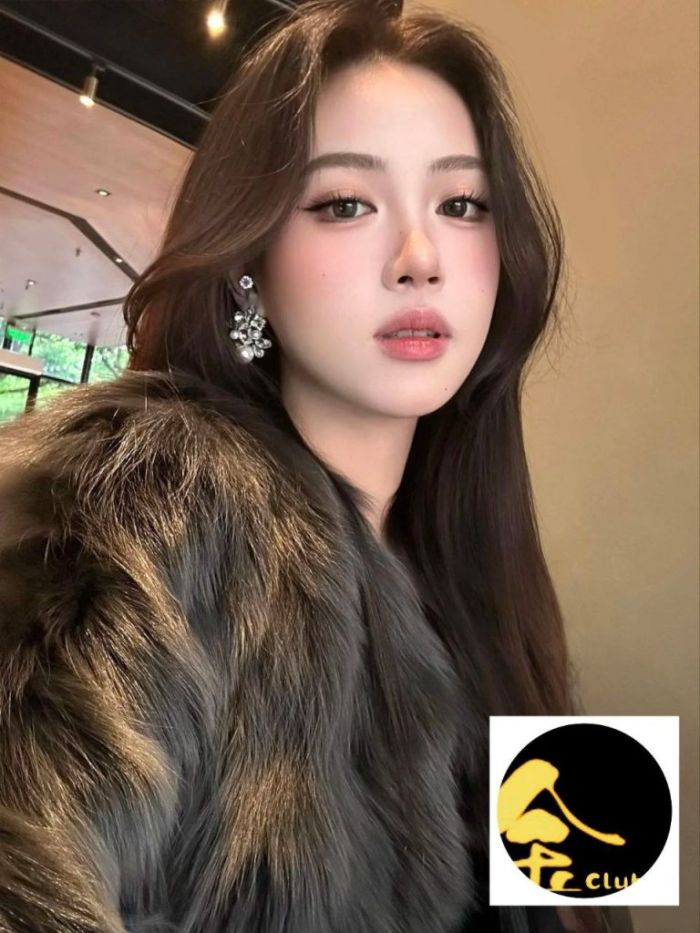 身材巨🐻蜜🍑臀真实留学生：媛媛