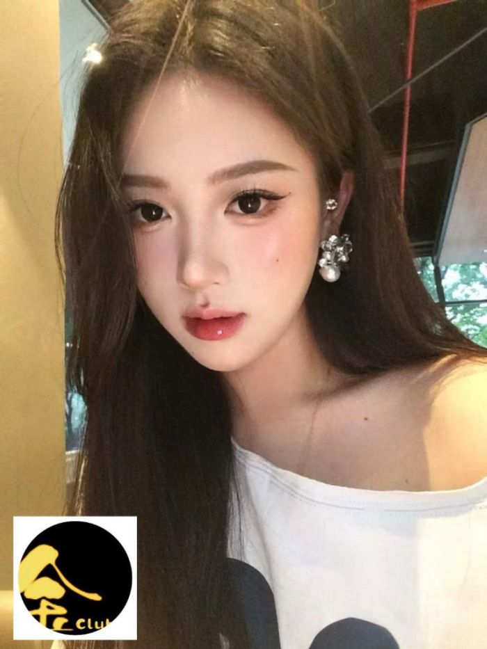 身材巨🐻蜜🍑臀真实留学生：媛媛