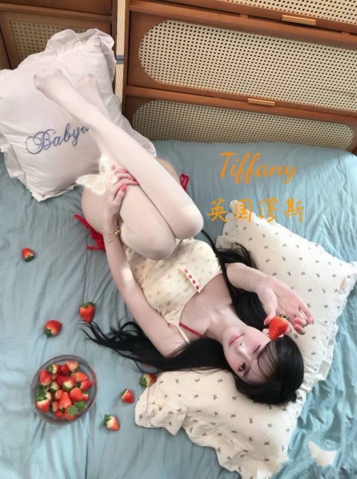 ♏️Tiffany♍️  🎀小萌妹～英国留学生～皮肤白皙