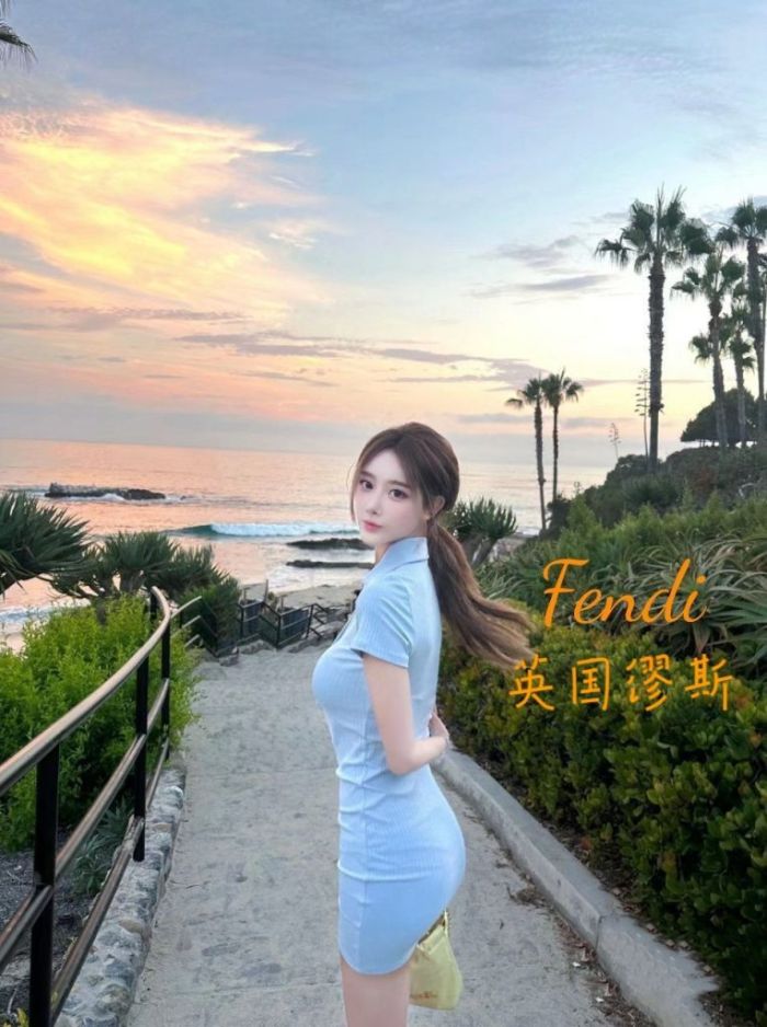 ♏️Fendi♍️  🎀初恋白月光~乖巧听话英国留学生