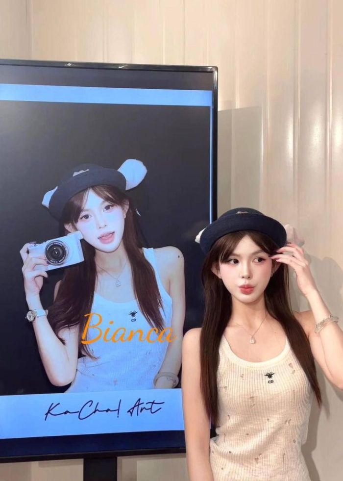 ♏️Bianca♍️  🎀白御纯，英国伦敦周边留学生，只能兼职
