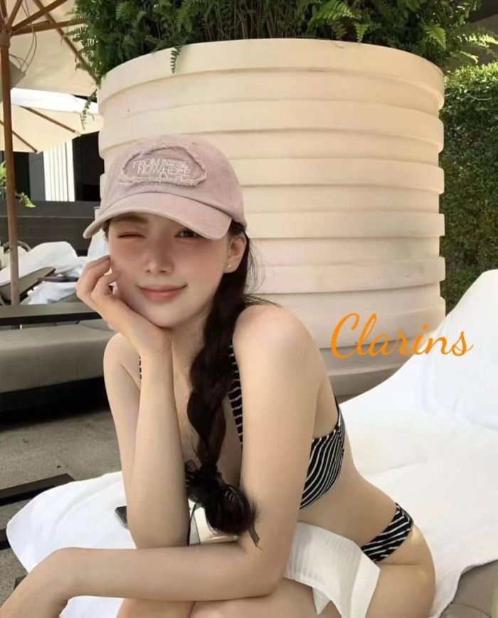 ♏ ️ Clarins ♍英國缪斯🎀乖巧有趣，嘴甜，女友 feel