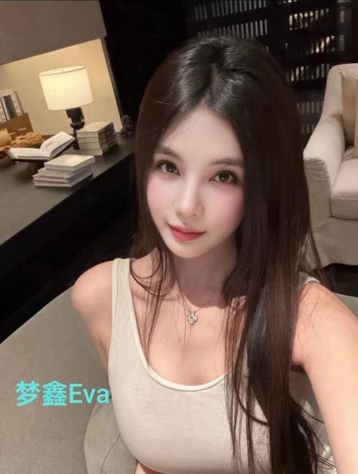 ❤️梦鑫Eva❤️瑜伽教练❤️00后可爱的邻家女生💝香港🇭🇰女生