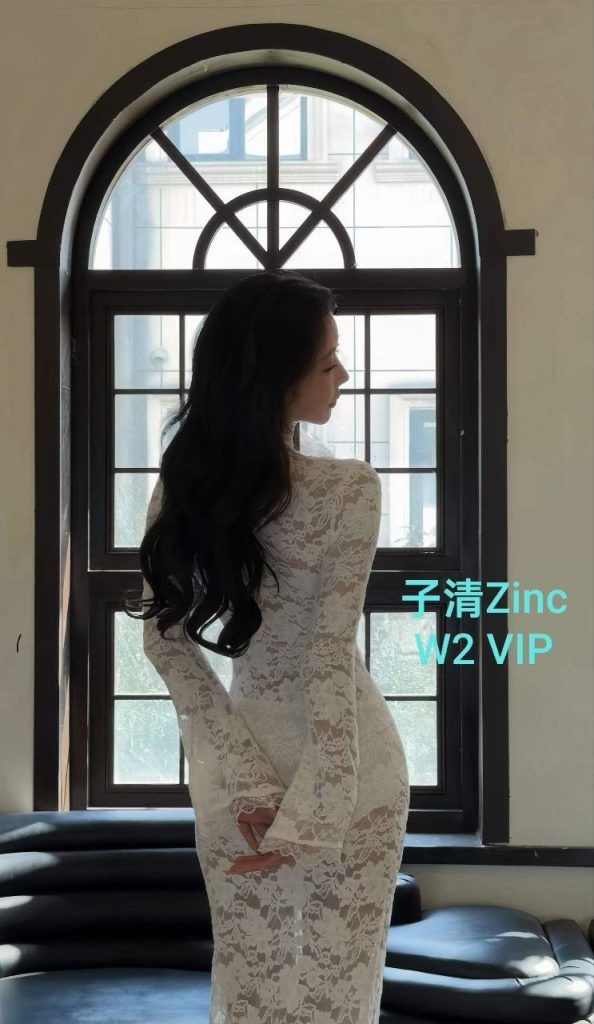 🔥新人到🔥03年🔥600/1小时💋很多粉丝小博主💋子清❤️Zinc❤️  ✈️短暂停留✈️170C-03年/50KG