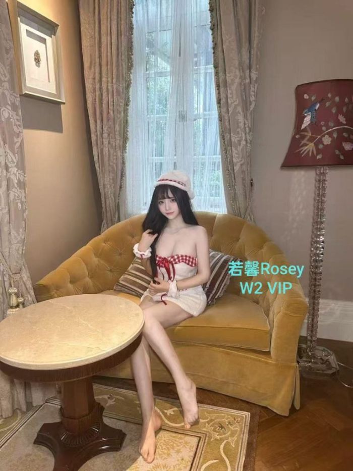 伯明翰仅几天💦若馨💦Rosey💦100%真人资料👍173EE🤩漫画身材🤩医学院学生🤩