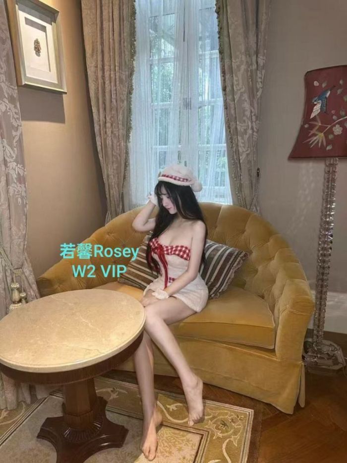 伯明翰仅几天💦若馨💦Rosey💦100%真人资料👍173EE🤩漫画身材🤩医学院学生🤩