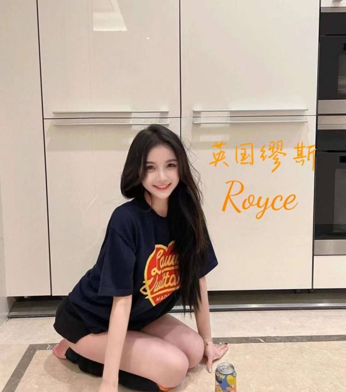 ♏ ️ Royce ♍英國缪斯🎀加拿大🇨🇦留學生，乖巧聽話，瘦小細粒