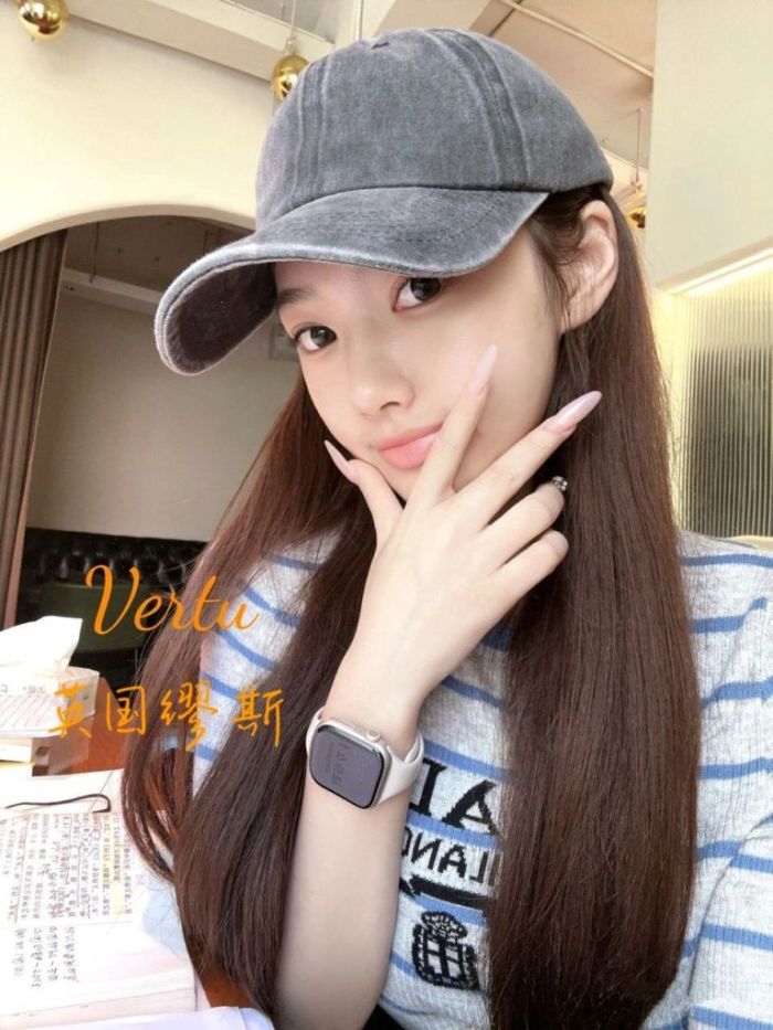 ♏️Vertu♍️英国缪斯🎀清純網紅臉，性格開朗活潑熱情，高端短期兼職