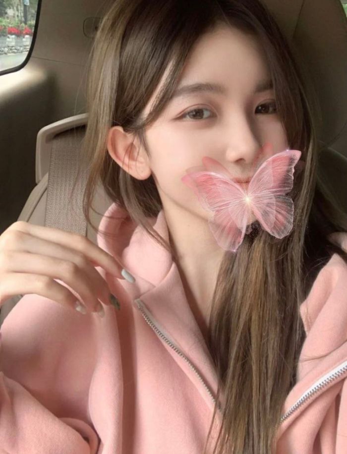 🔥🔥新人到🔥🔥新学生报道  ❤️Angela❤️23岁❤️白甜纯  🤩台湾女生🤩志玲的声音🐱
