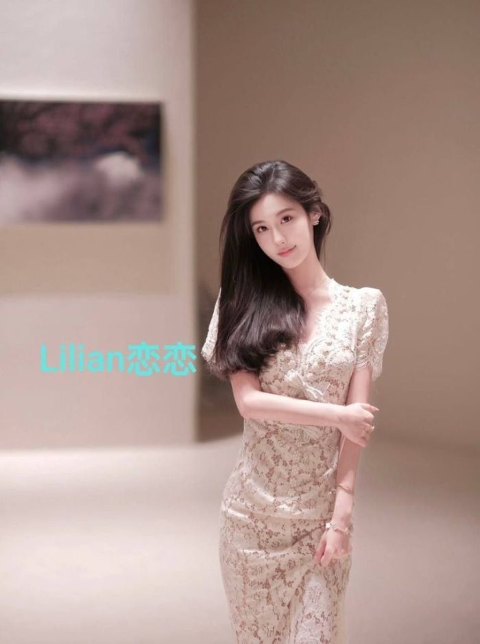 会粤语🔥新人到🔥高端学生🔥  🧜‍♀恋恋Lilian🧜‍♀漂亮美人鱼🧜‍♀  经济学专业毕业
