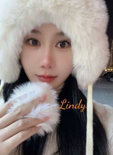 ♏️Lindy♍️英國缪斯🎀乖巧小网红，全身雪白