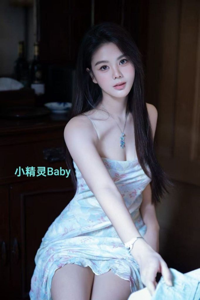 🔥新人到🔥比：名星还漂亮🔥国内大三学生💋06年出生💋小精灵Baby❤️170净身高❤️