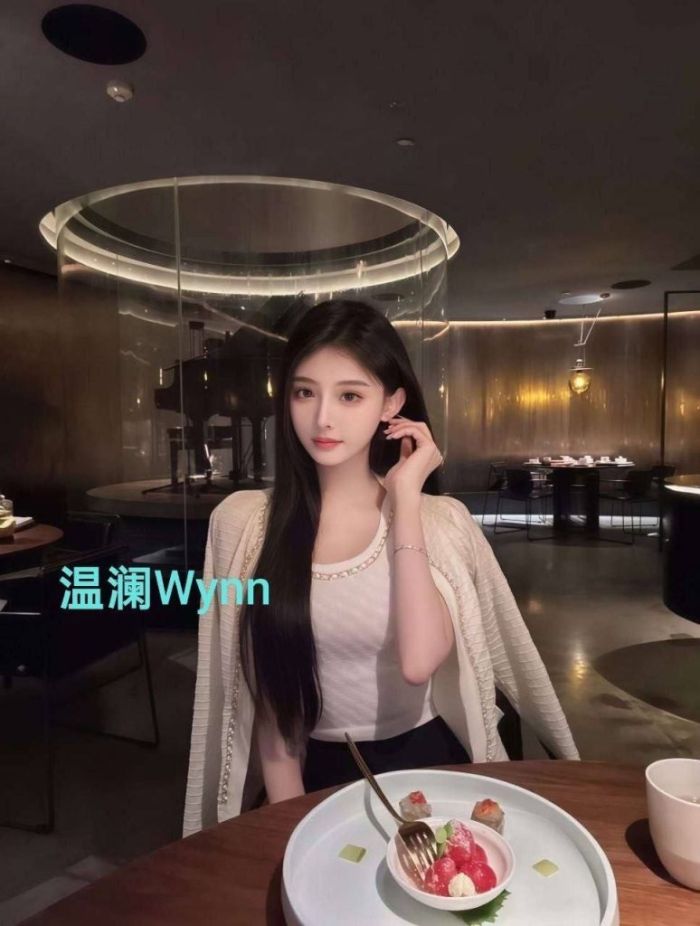 🤩温澜Wynn❤会一字马🤩  0整容👍无疤痕👍无纹身👍英国本土留学生👍