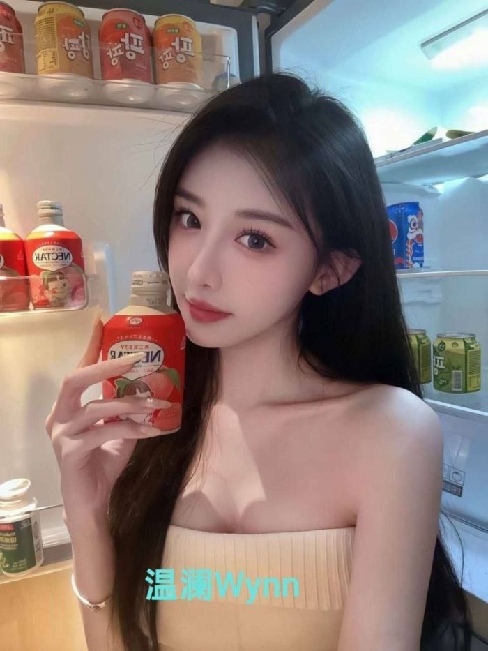 🤩温澜Wynn❤会一字马🤩  0整容👍无疤痕👍无纹身👍英国本土留学生👍
