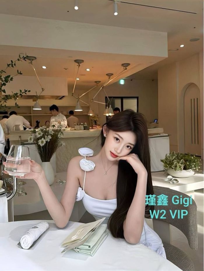 🤩瑾鑫🤩Gigi🤩小护士👩‍⚕ 独家新人🔥24岁🔥  162cm净高小C真乳